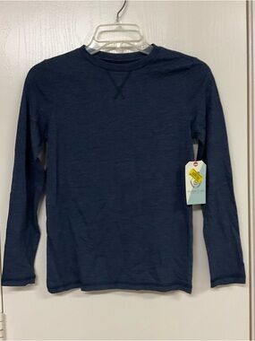🌺$6.00 final price-Class Club Kids Long Sleeve Crewneck Tee in Navy